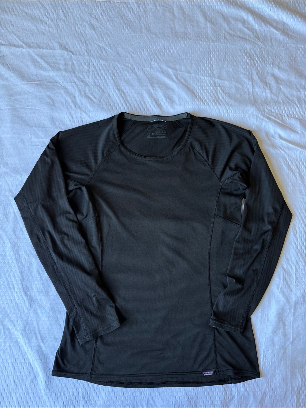 Patagonia Black Lightweight Capilene Baselayer Top - Picture 2 of 8